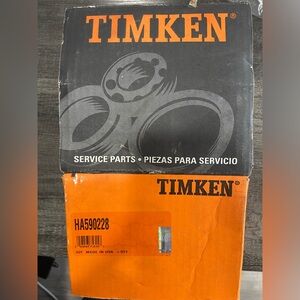 NEW IN BOX TIMKEN HA590228 HUB UNIT BEARING ASSEMBLY